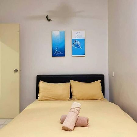 Cozyhouse 4Room 3Bath Room 10Pax'''Simpangampattasek Simpang Ampat  Exteriör bild