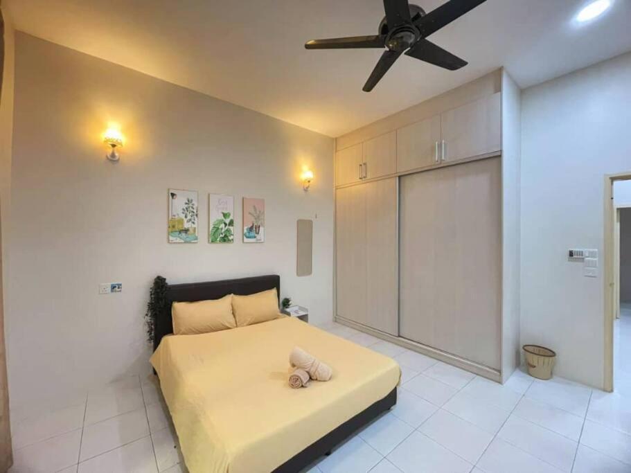 Cozyhouse 4Room 3Bath Room 10Pax'''Simpangampattasek Simpang Ampat  Exteriör bild