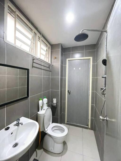 Cozyhouse 4Room 3Bath Room 10Pax'''Simpangampattasek Simpang Ampat  Exteriör bild